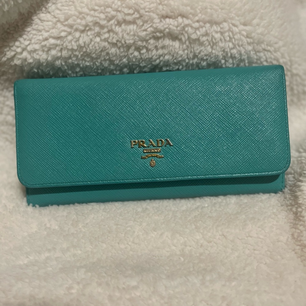 AUTHENTIC Prada Saffiano Leather Turquoise Wallet with Gold Detailing - Picture 2 of 8